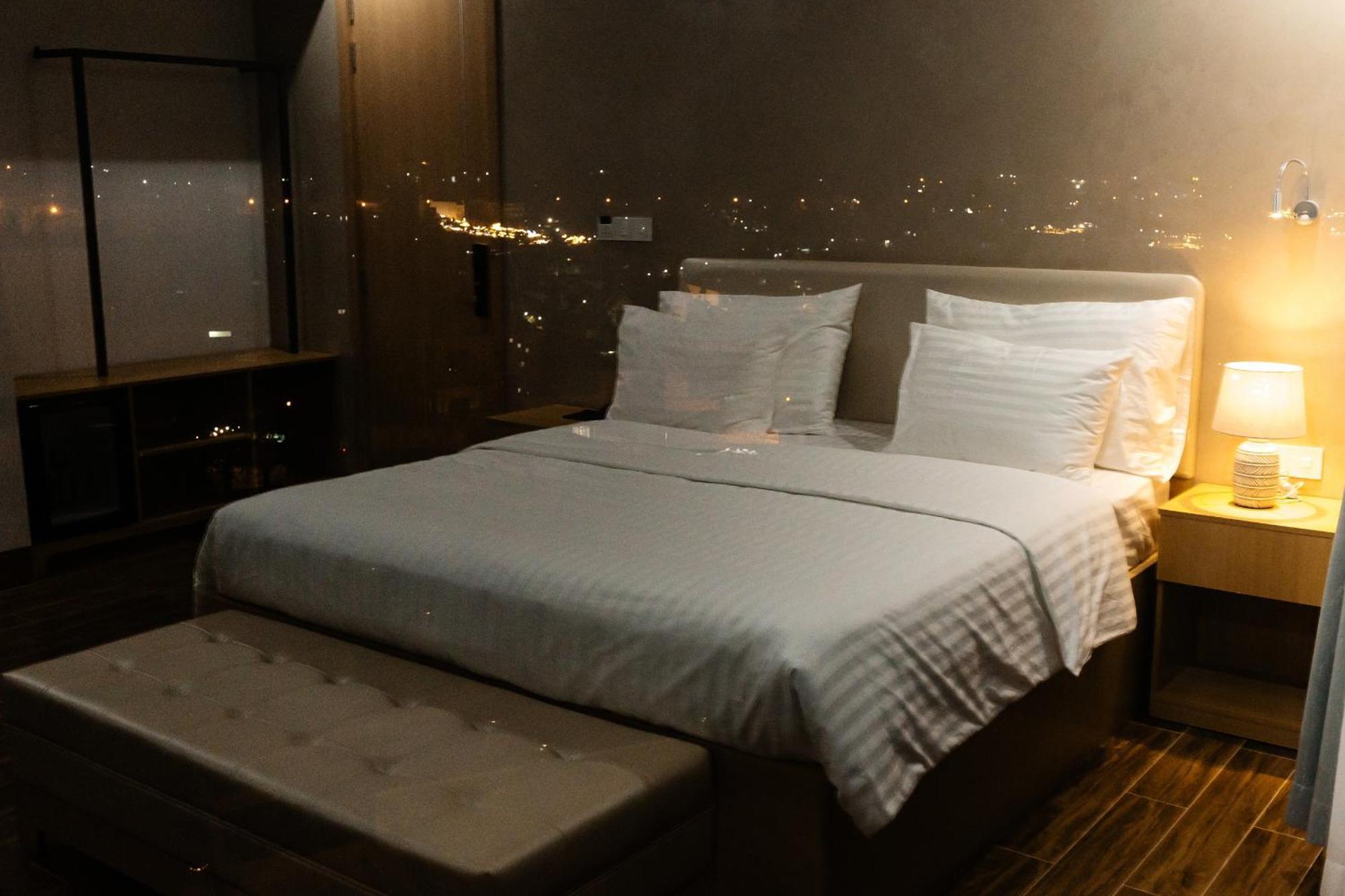 Diora Hotel Pleiku By Hos Exteriér fotografie