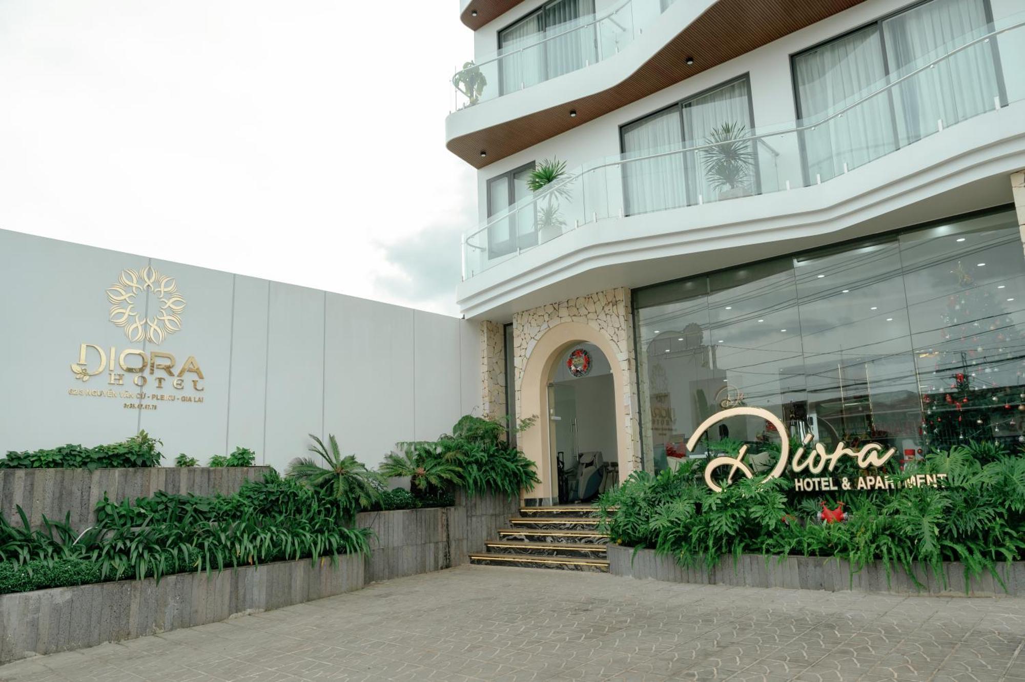 Diora Hotel Pleiku By Hos Exteriér fotografie